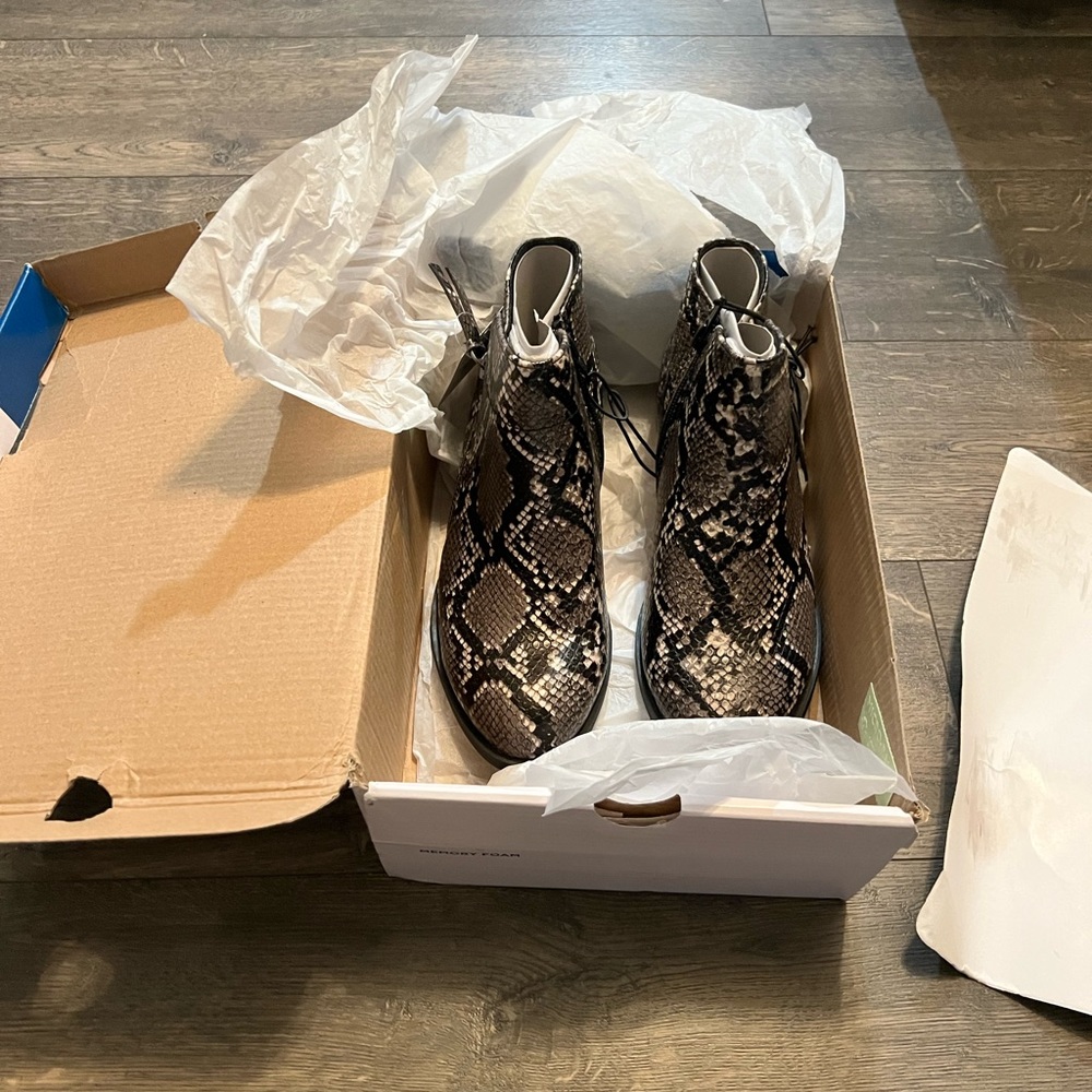 Arizona Jean Company Cadman Boots SZ 5.5 NIB‎